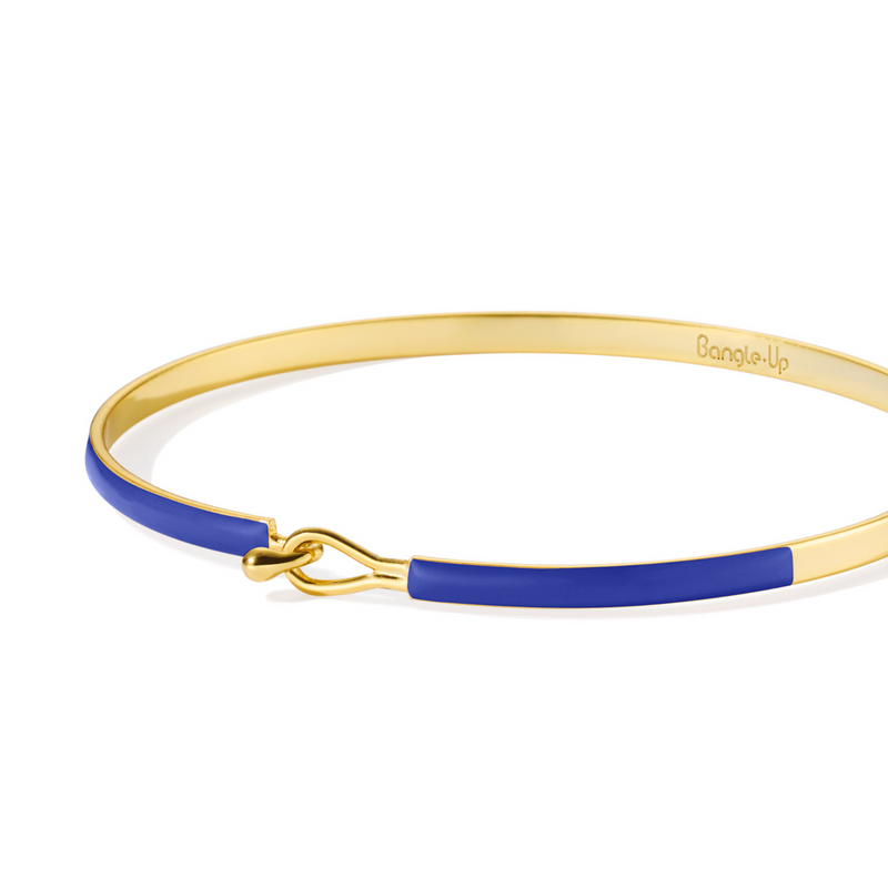 Lily armbånd forgyldt og med navy-blå emalje fra Bangle Up · Niedziella & Friends