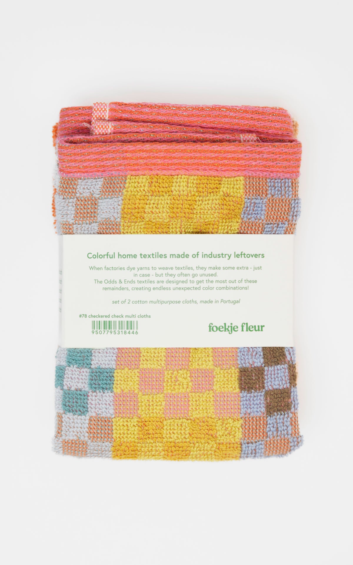 Multi-Klude med farvestrående tern · Lavet af garnrester fra tekstilindustrien · Designer af Foekje Fleur hos Niedziella & Friends