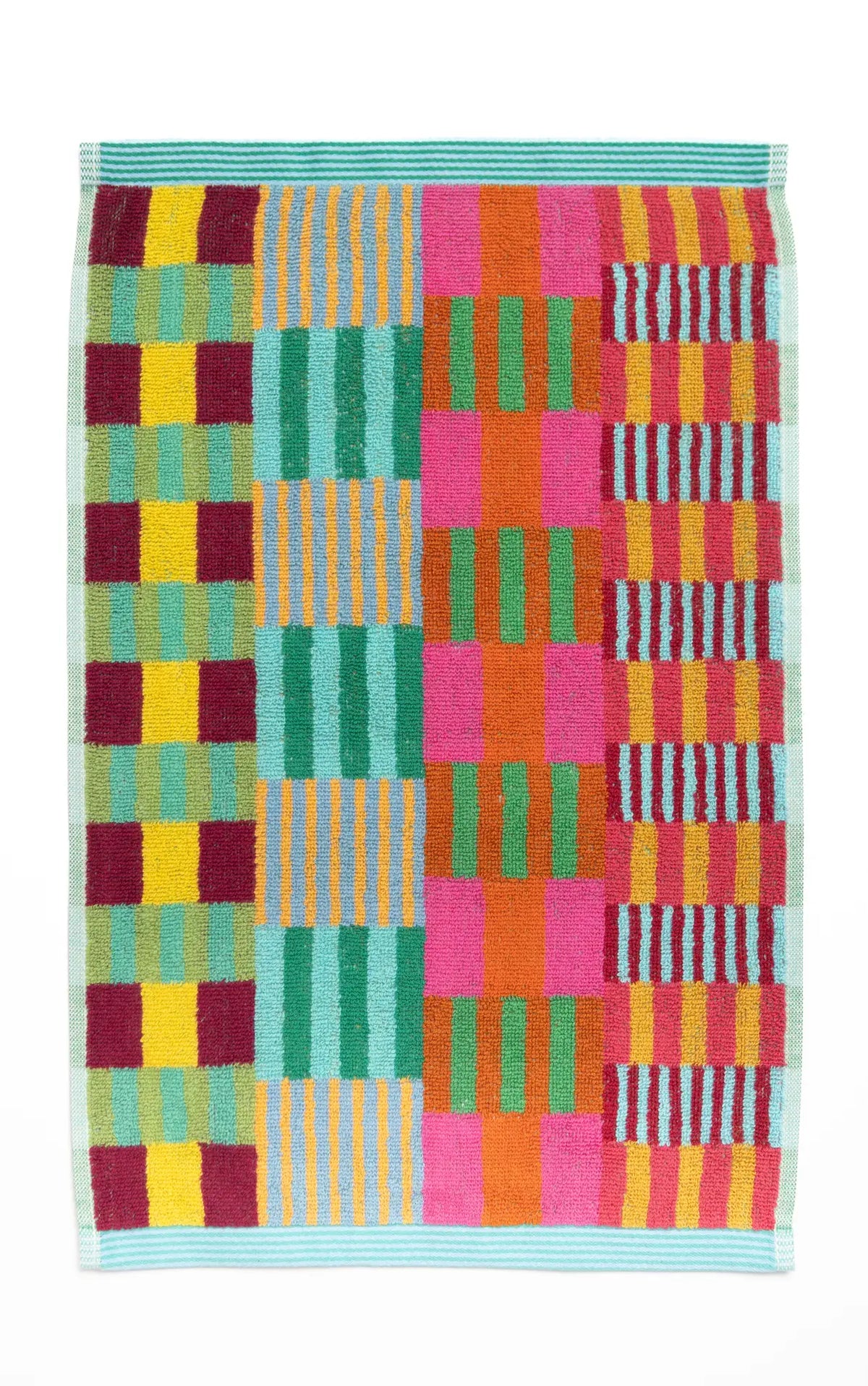 Bæredygtige gæstehåndklæder med farvestrålende tern · Lavet af garnrester fra tekstilindustrien · Designer af Foekje Fleur hos Niedziella & Friends