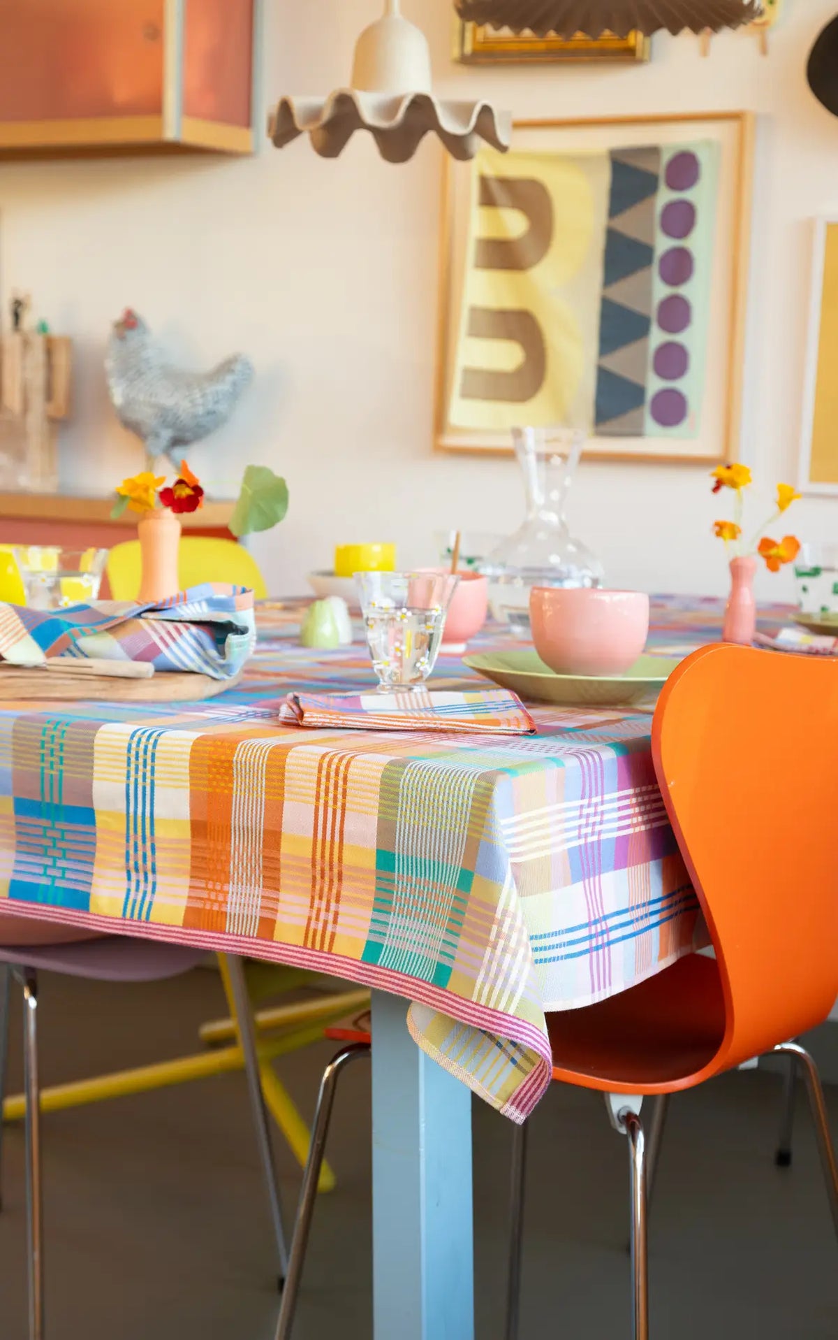 Bæredygtig dug med grafisk mønster i smukke farver · Lavet af garnrester fra tekstilindustrien · Designer af Foekje Fleur hos Niedziella & Friends