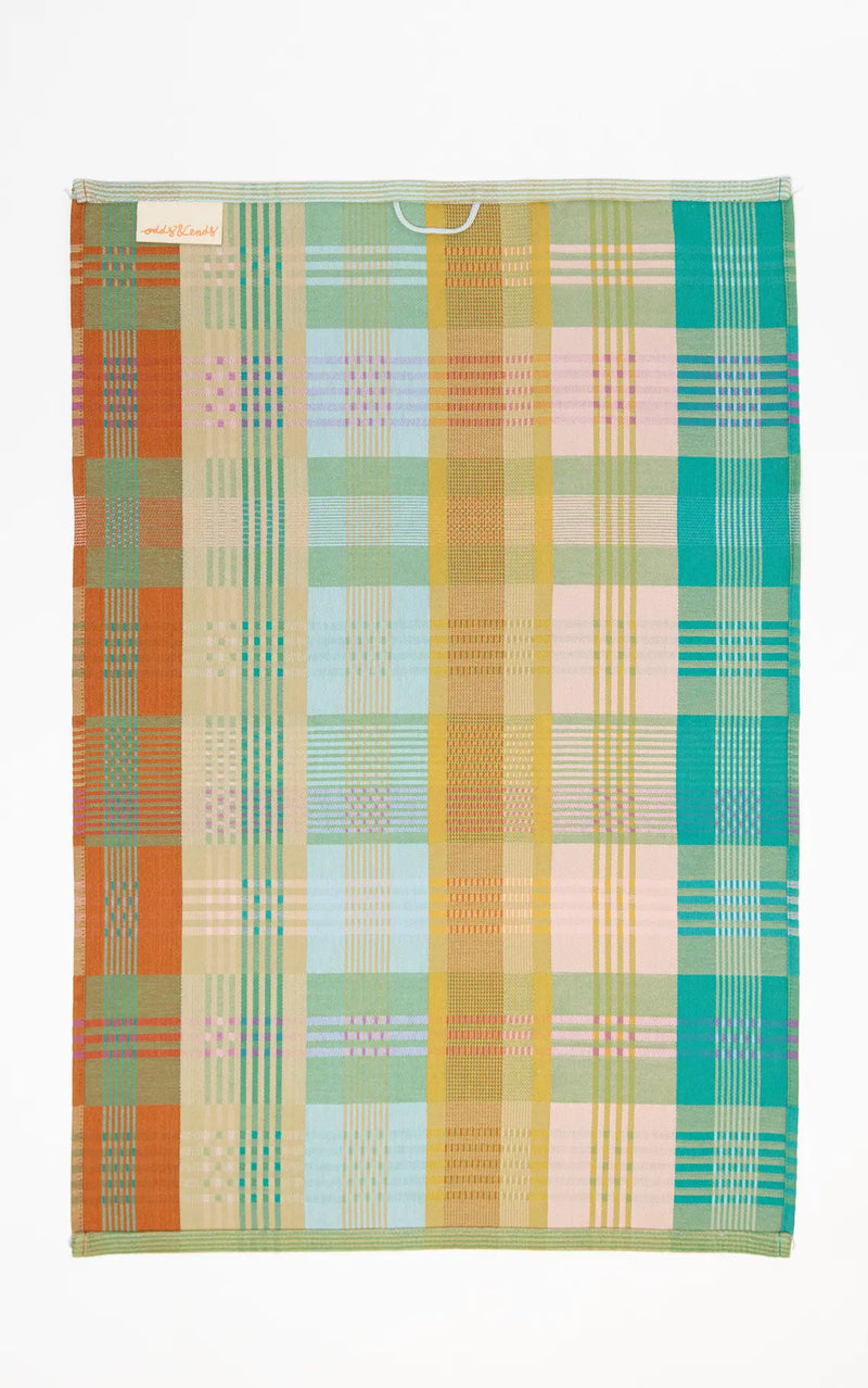 Bæredygtigt viskestykke med grafisk mønster i smukke farver · Lavet af garnrester fra tekstilindustrien · Designer af Foekje Fleur hos Niedziella & Friends