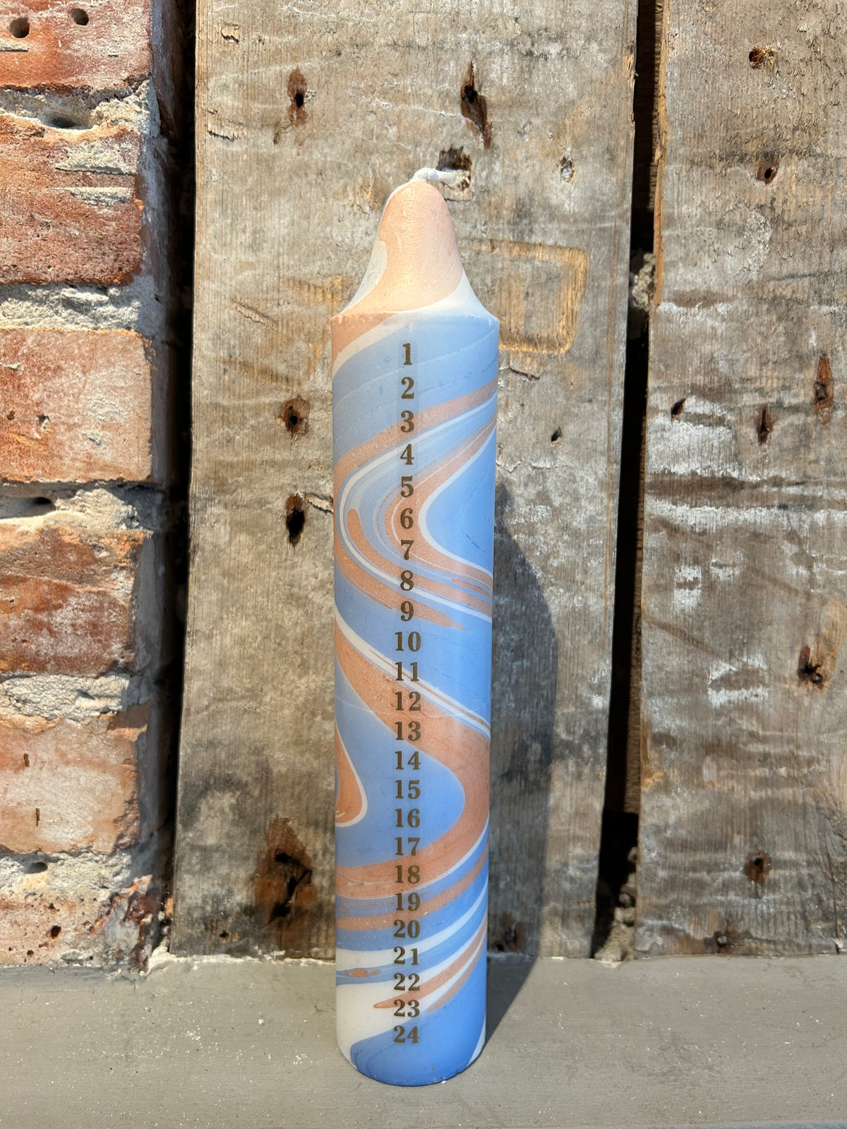 Kalenderlys med marmor-mønster · blå / hvid / beige