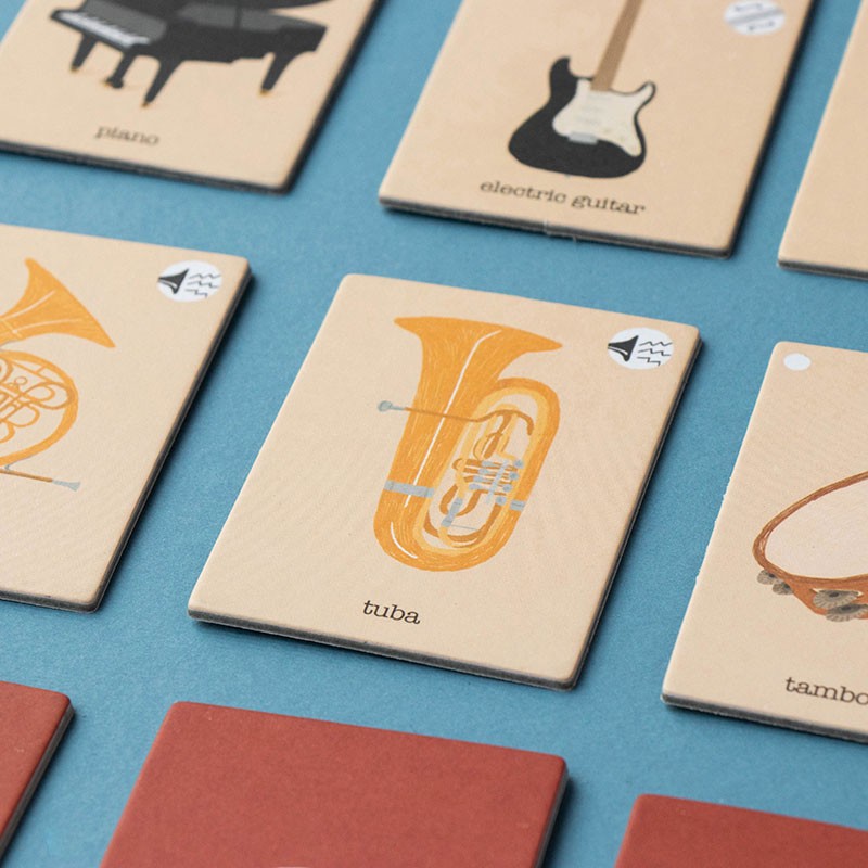 Huskespil med musikinstrumenter og musikere · Fine illustrationer fra Londji · Niedziella & Friends