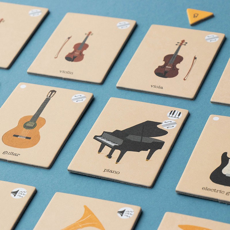 Huskespil med musikinstrumenter og musikere · Fine illustrationer fra Londji · Niedziella & Friends