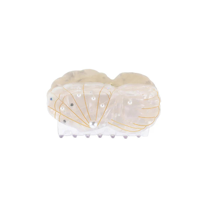 Strandskal-hårspænde fra By Stær · Niedziella & Friends