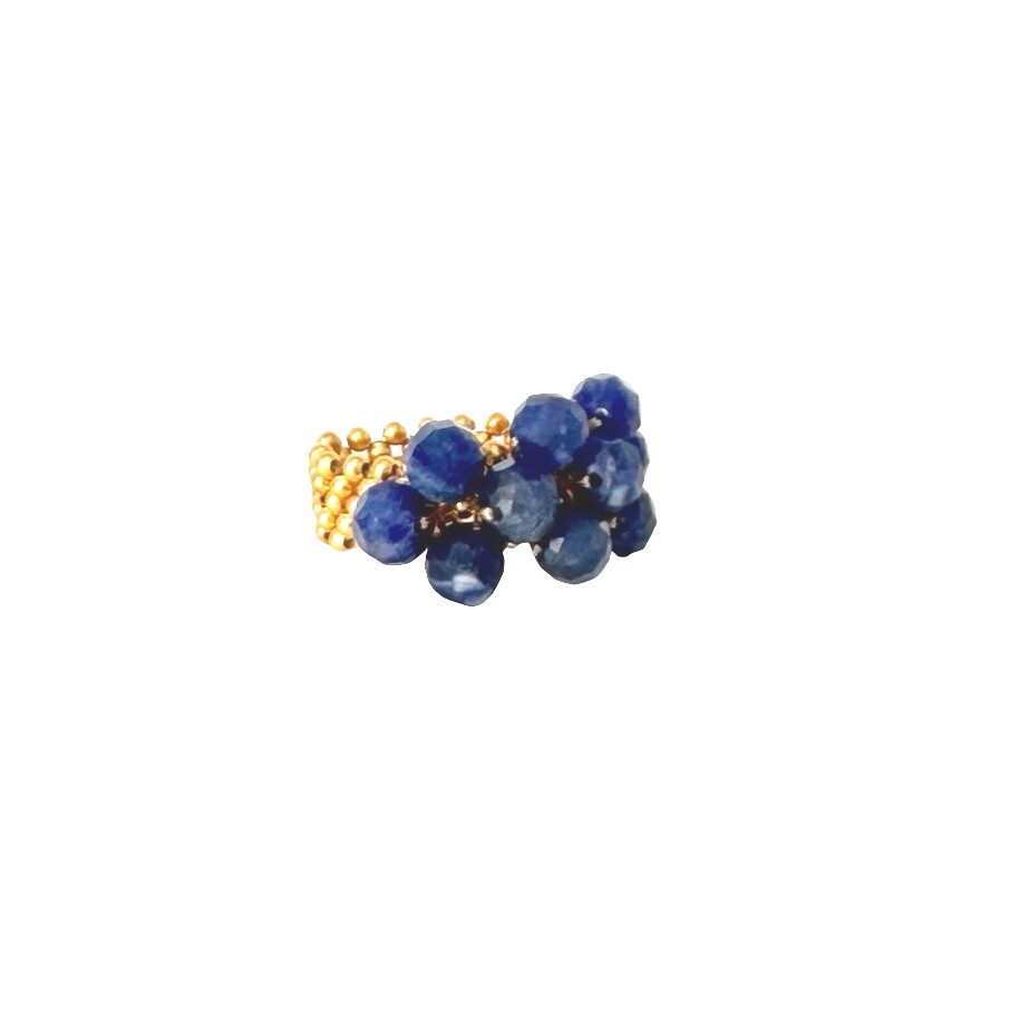 Håndlavet fingerring · Possy i farven blue sodalite fra IBU Jewels · hos Niedziella & Friends