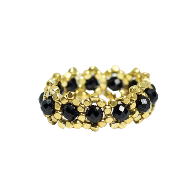 Håndlavet fingerring · Princess i farven onyx fra IBU Jewels · hos Niedziella & Friends