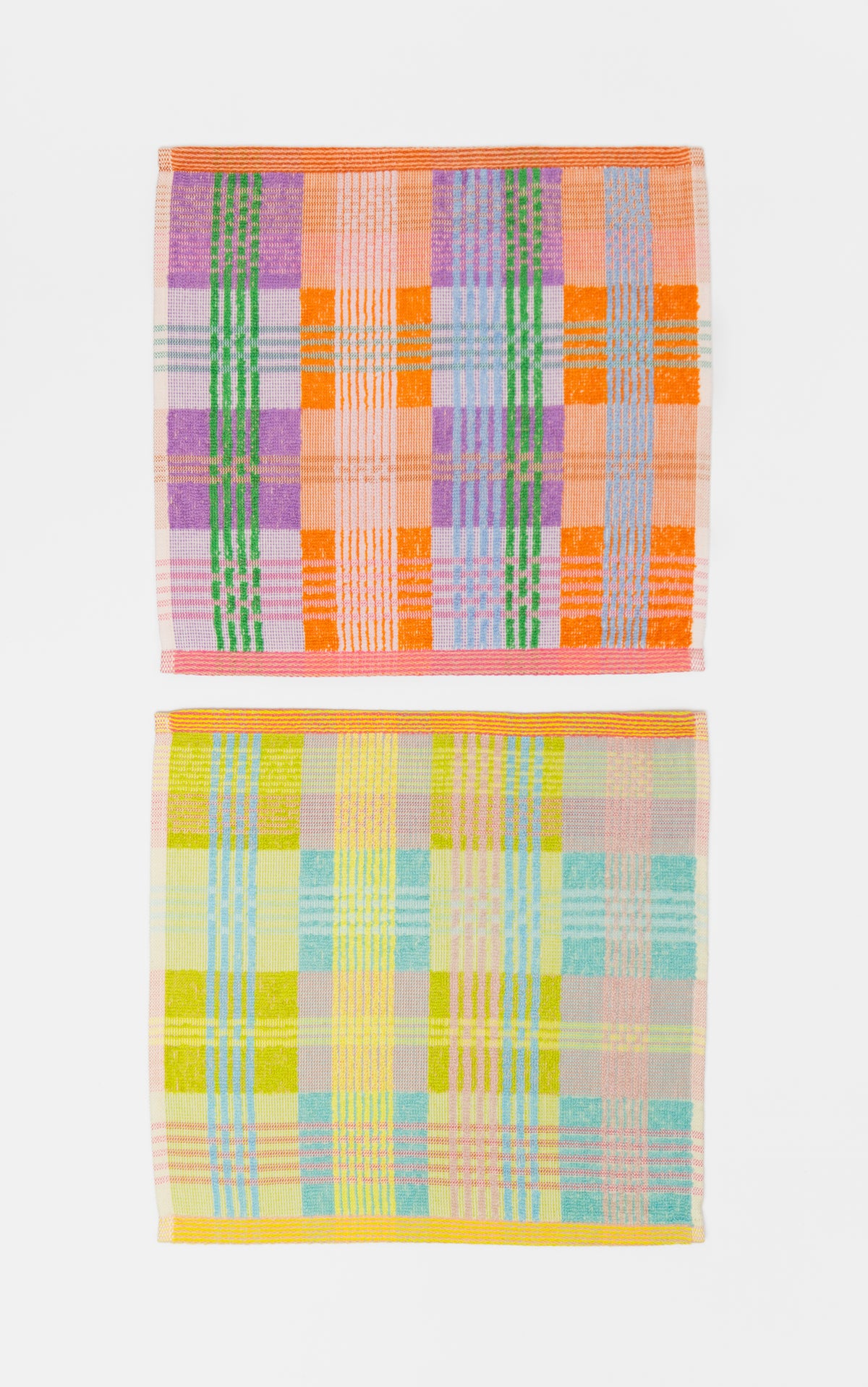 Multi-Klude med strålende pastel-tern · Lavet af garnrester fra tekstilindustrien · Designer af Foekje Fleur hos Niedziella & Friends