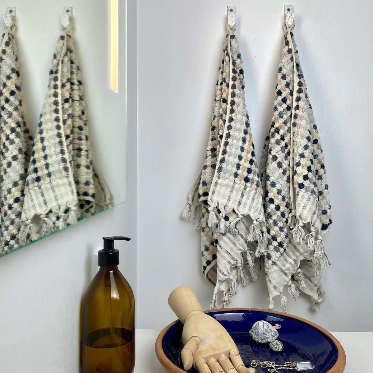 Gæstehåndklæde i bomuld fra Lykïa · blå multifarvet · produceret i Tyrkiet · Niedziella & Friends 